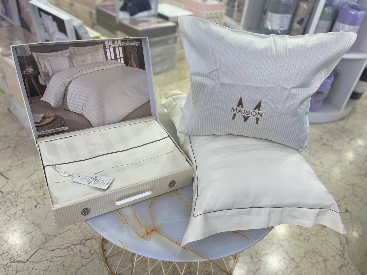 Elegance Embrodery двуспальное постельное белье ванильный