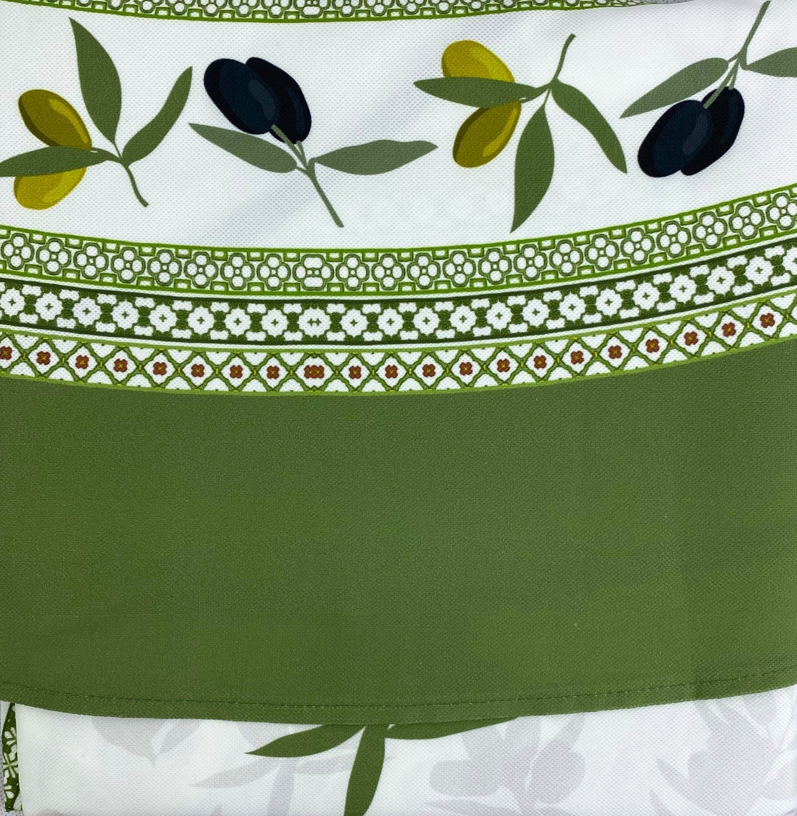 Garden Olive скатерть 160 см зеленый