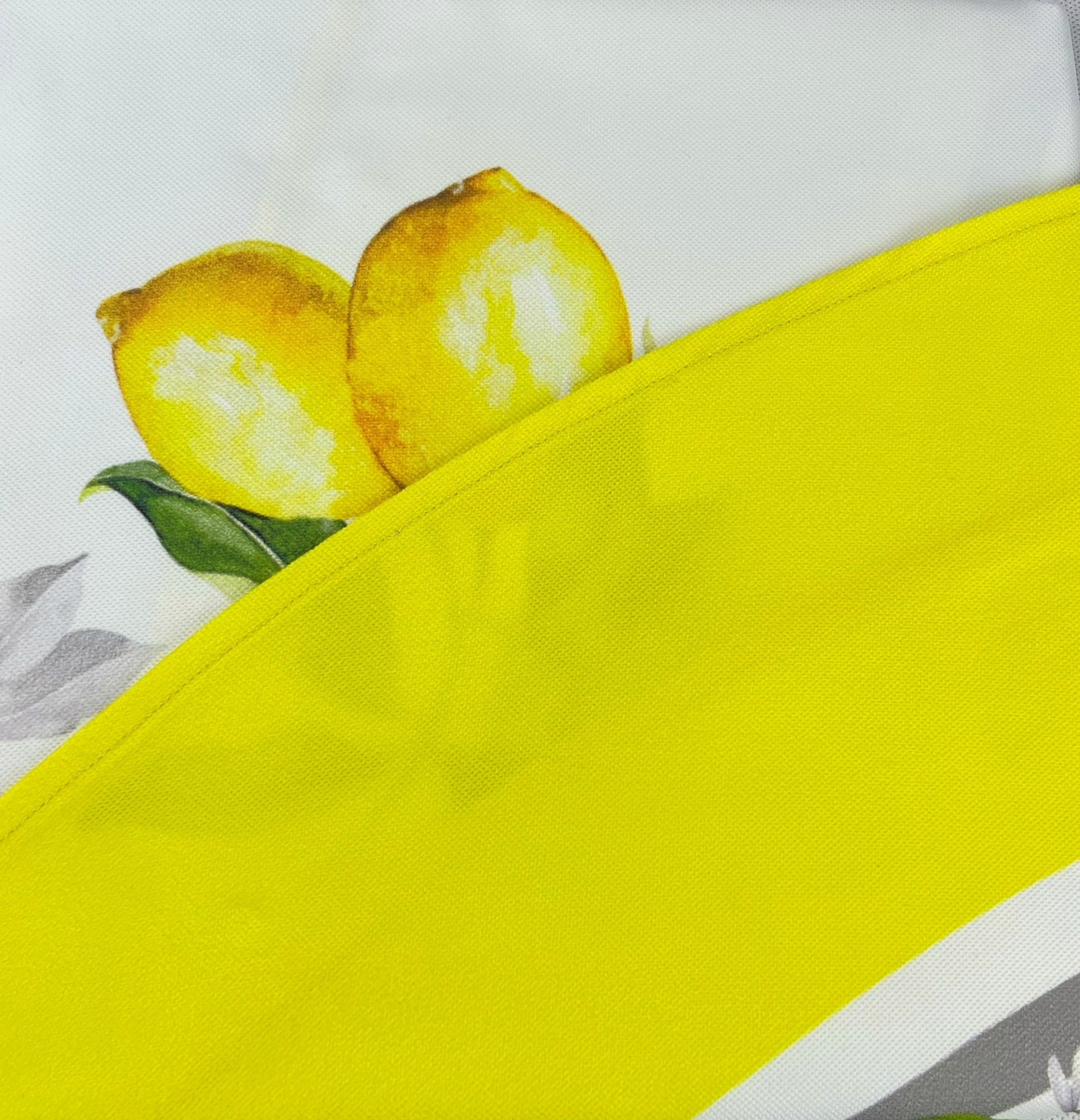 Garden Yellow Lemon скатерть 160 см желтый