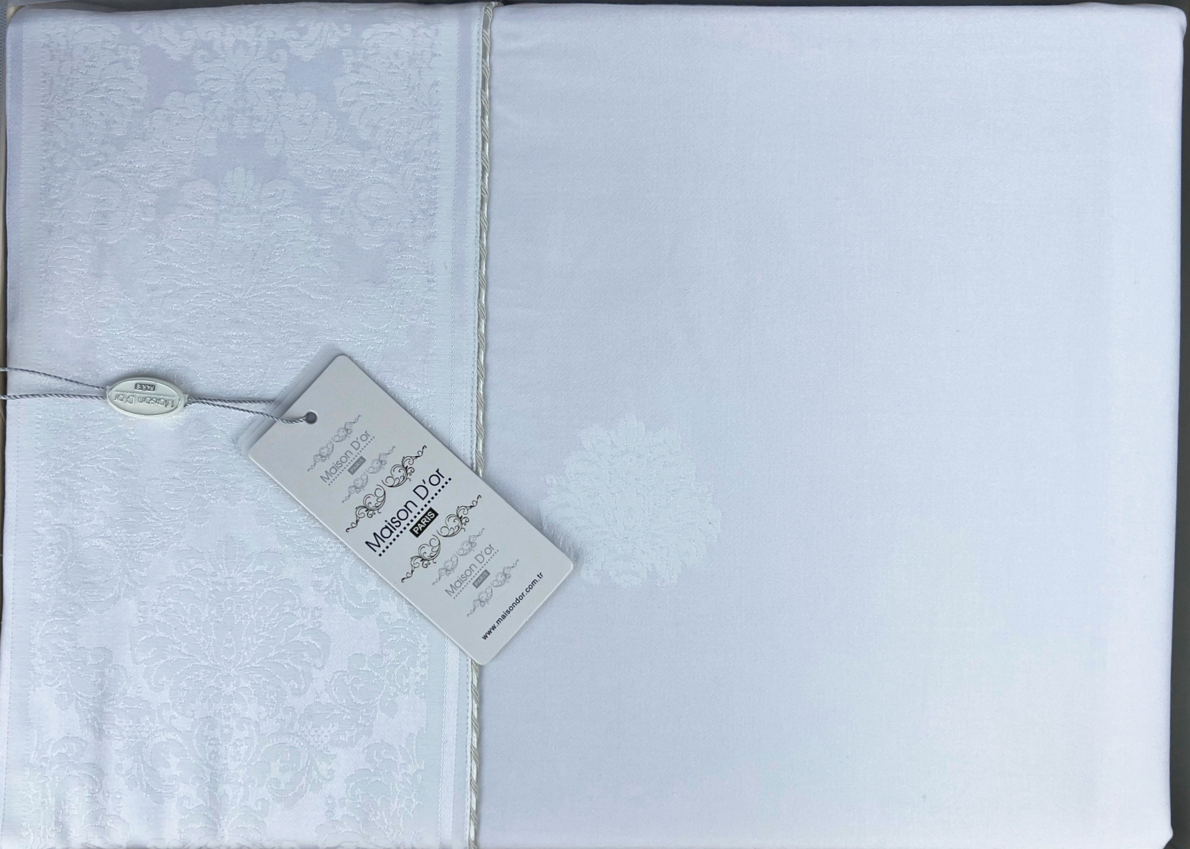 Magnole 160×320 см скатерть белый