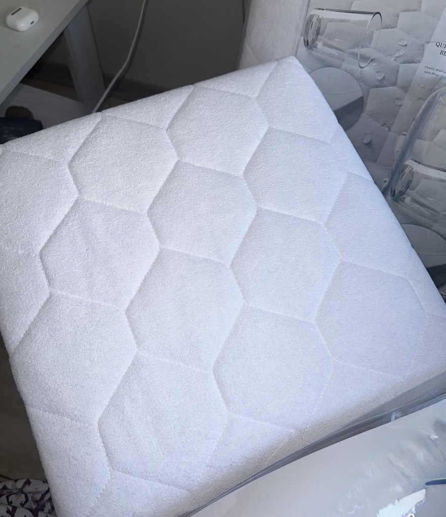 Quilted Waterprof 200×200 см наматрасник белый